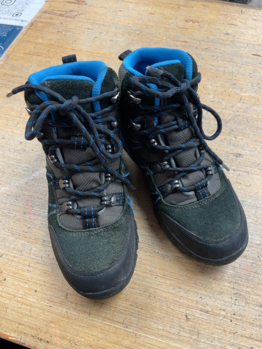Mountain Warehouse IsoDry Hiking Boots Size 2